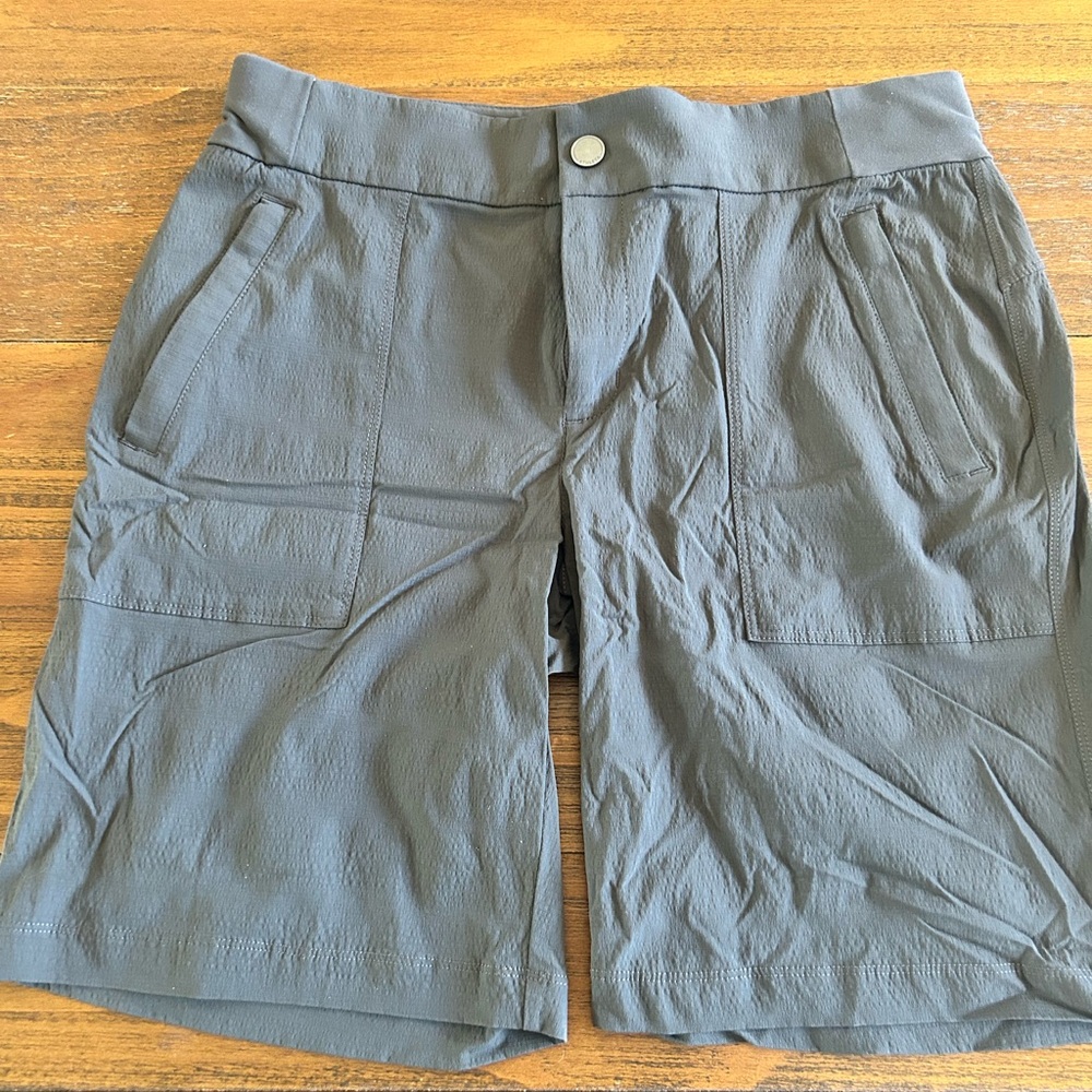Athleta Shorts Bundle - Size M - Picture 2 of 7